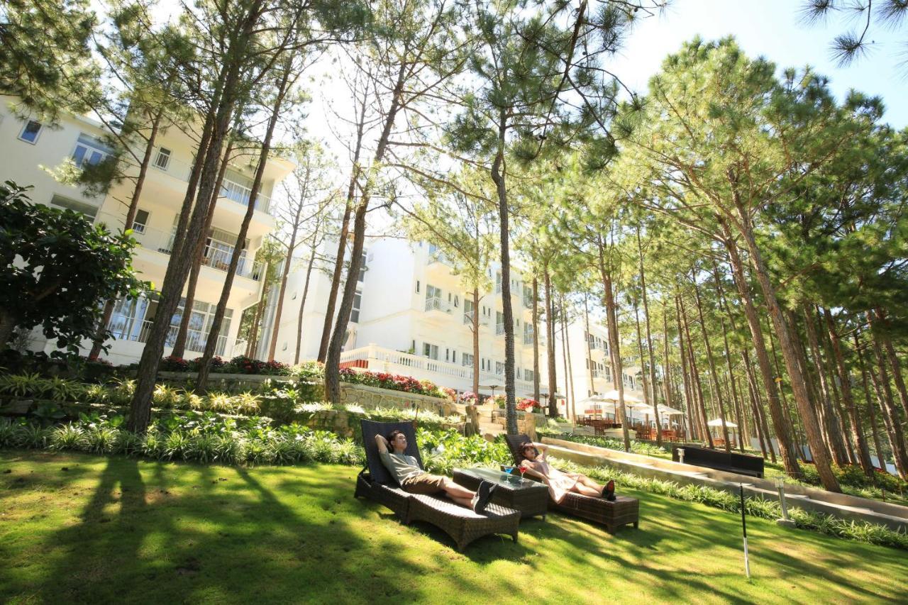 Cereja Hotel & Resort Dalat Exterior photo