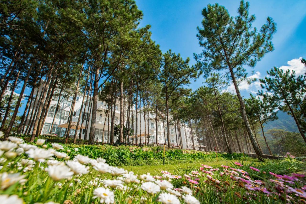 Cereja Hotel & Resort Dalat Exterior photo
